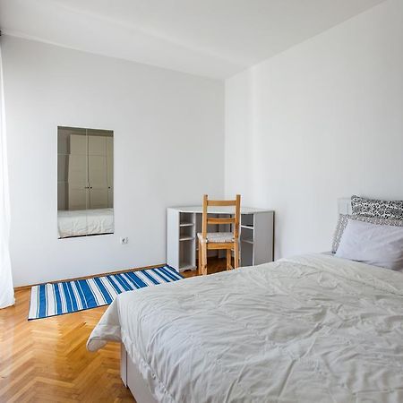 Butterfly Apartment Рийека Екстериор снимка