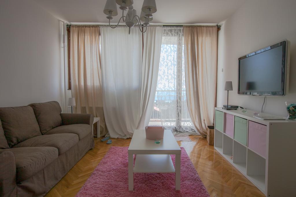 Butterfly Apartment Рийека Екстериор снимка