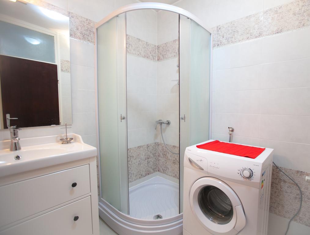 Butterfly Apartment Рийека Екстериор снимка